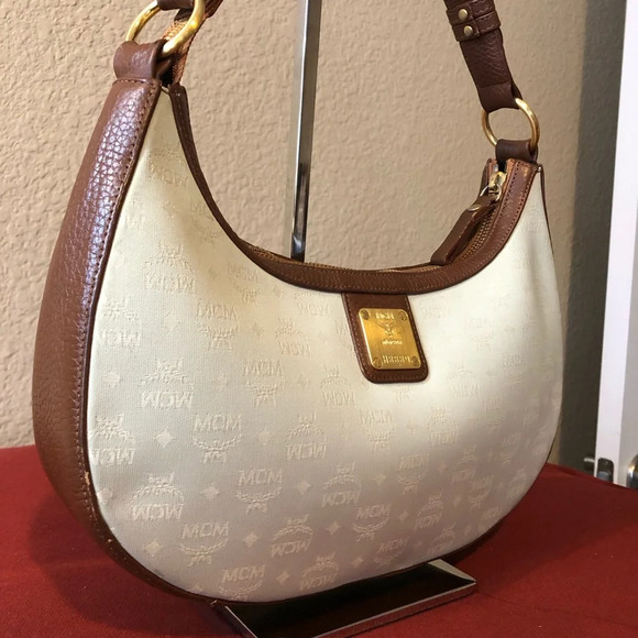 MCM Hobo - Picture 3 of 16